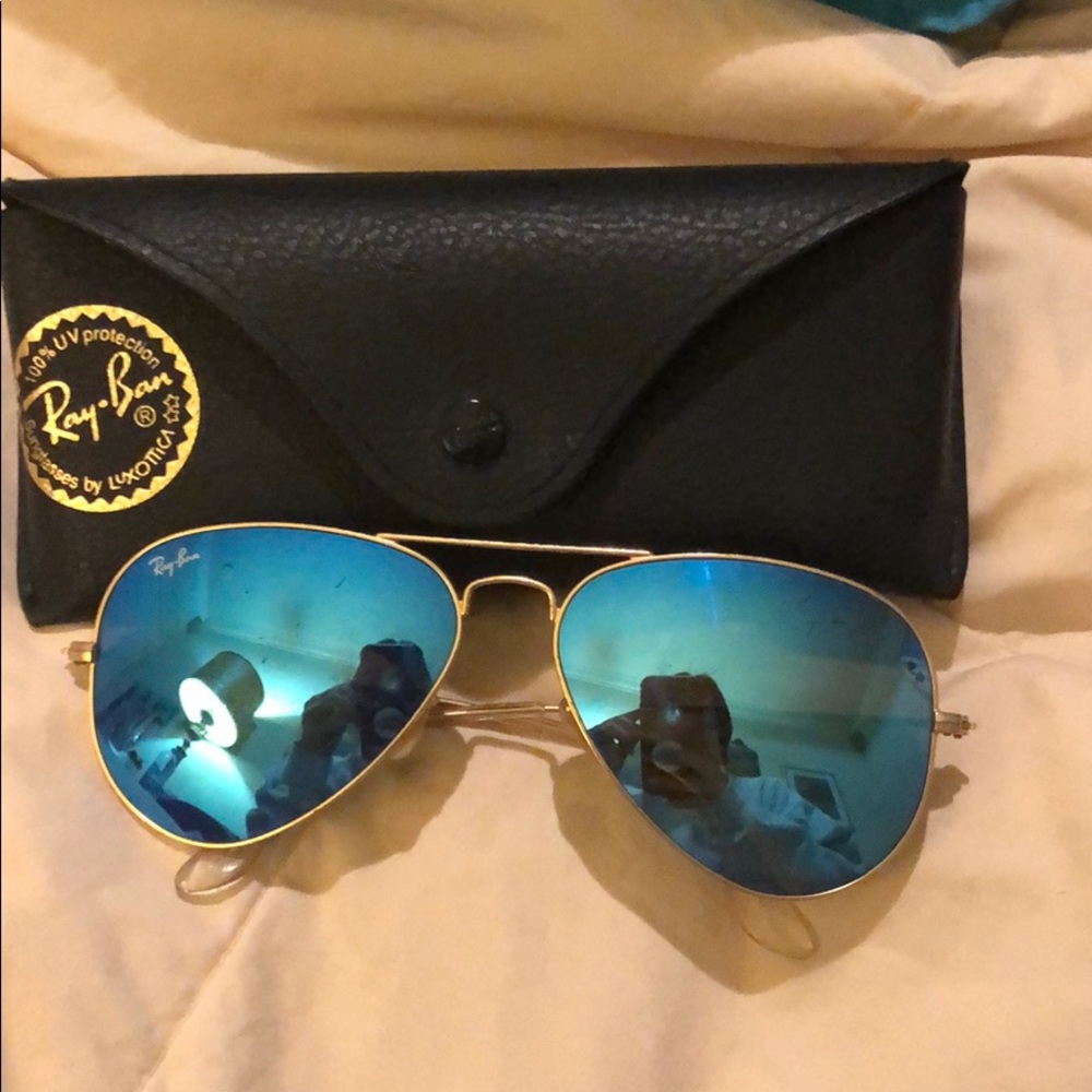 Ray ban